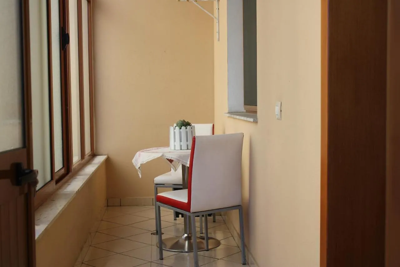 Bledi'S Cozy Apartment In New Blvd Tirana Albania